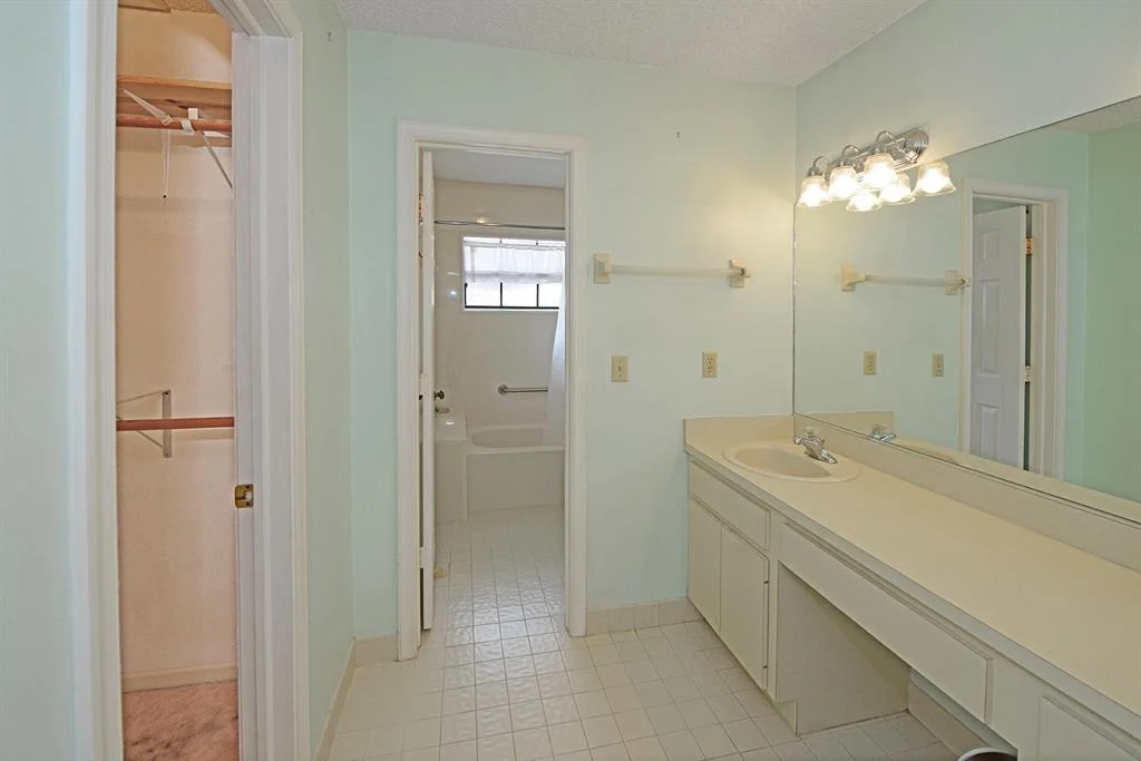 Photo of 17516 Birchwood Drive