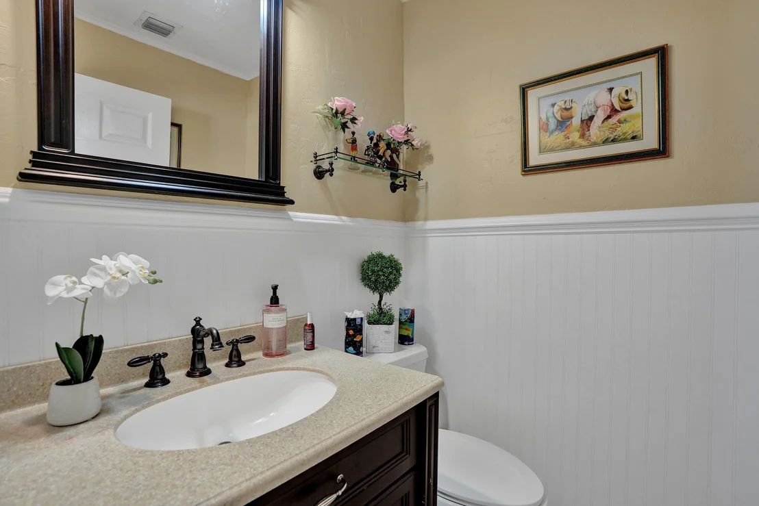 Photo of 7572 Parkside Lane
