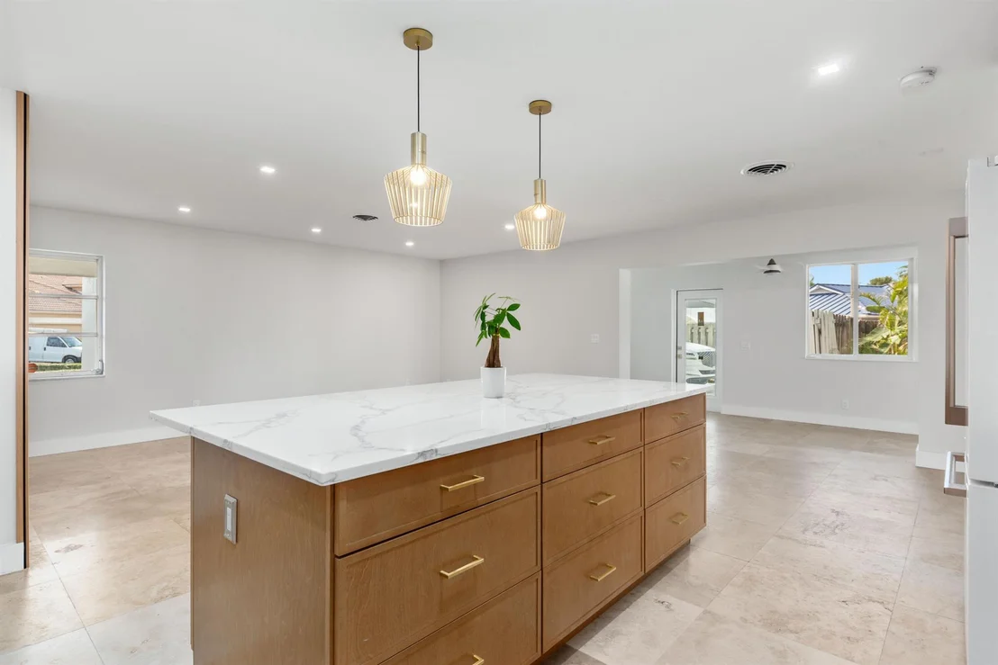 Photo of 4430 SE Bayshore Terrace