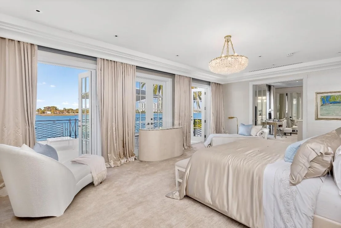 Photo of 631 Island Drive