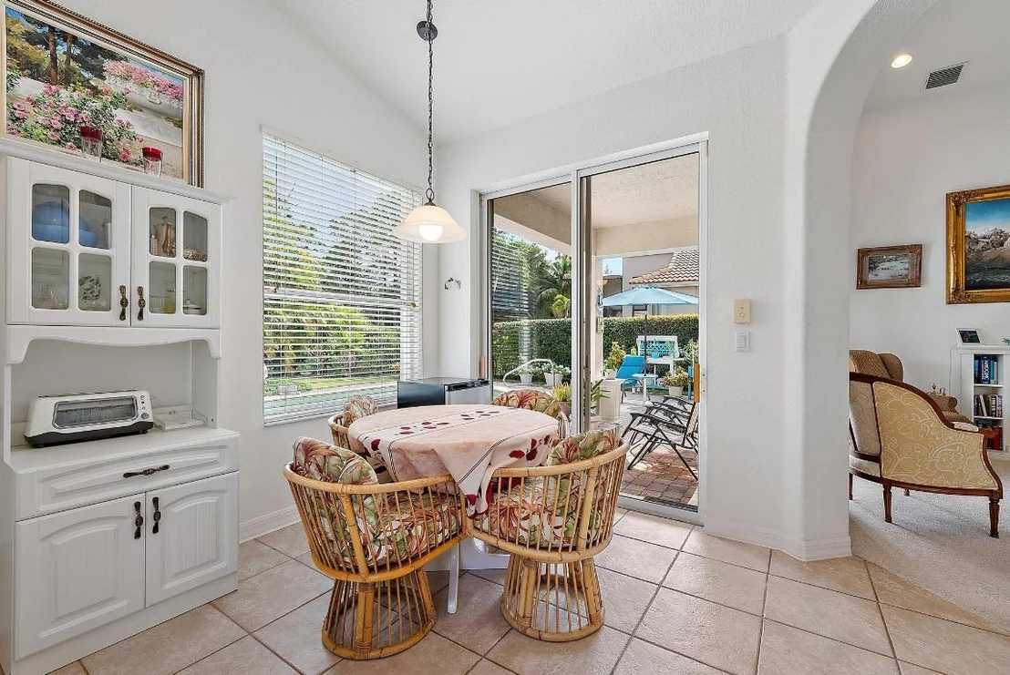 Photo of 6784 SE Twin Oaks Circle