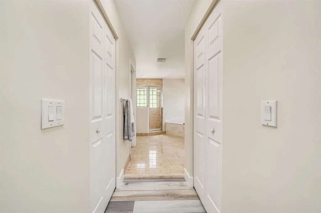 Photo of 3909 Crescent Creek Drive