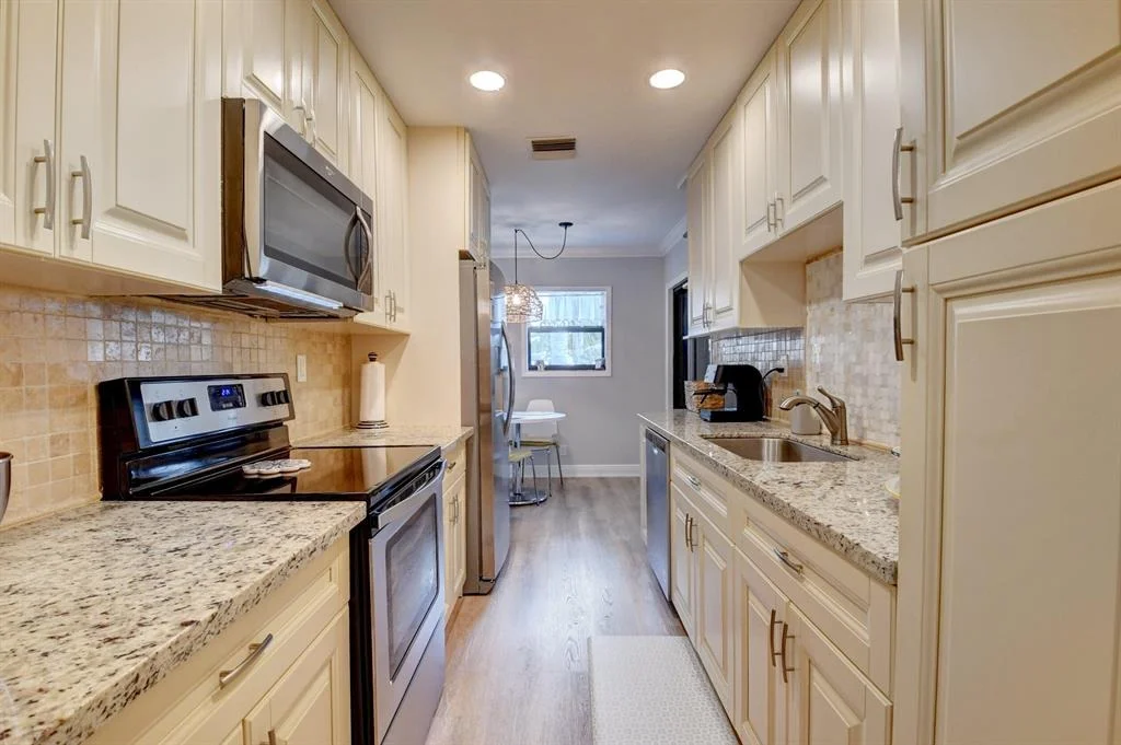 Photo of Unit B at 14180 Nesting Way