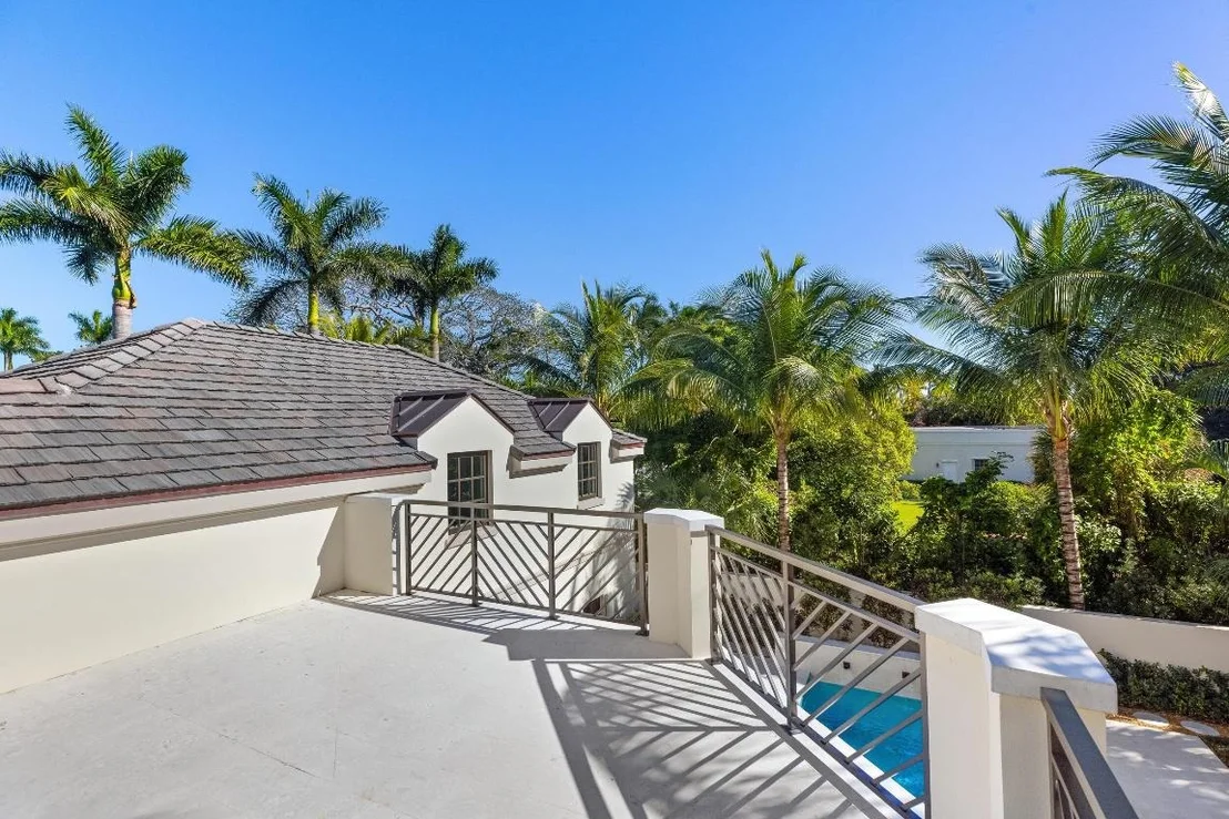 Photo of 433 Antigua Lane