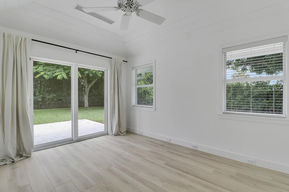 Photo of 2665 Oak Drive