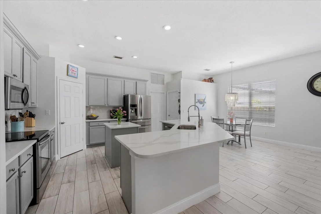 Photo of 938 Marlin Drive