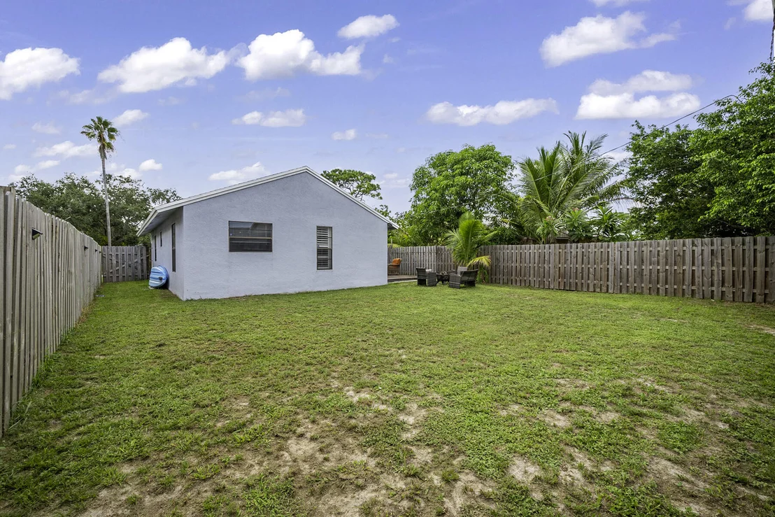 Photo of 5645 SE Mitzi Lane