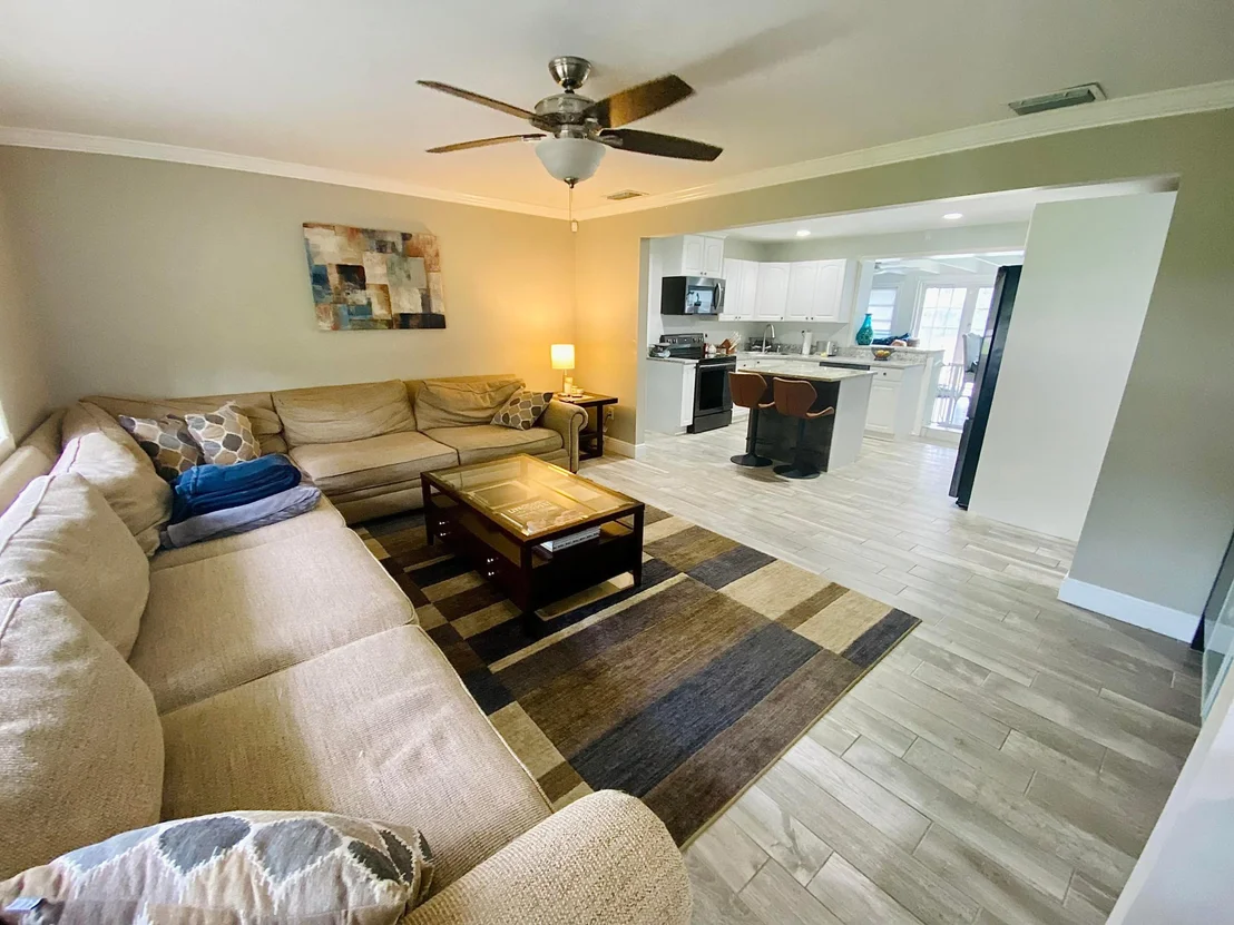 Photo of 2316 Sunset Drive