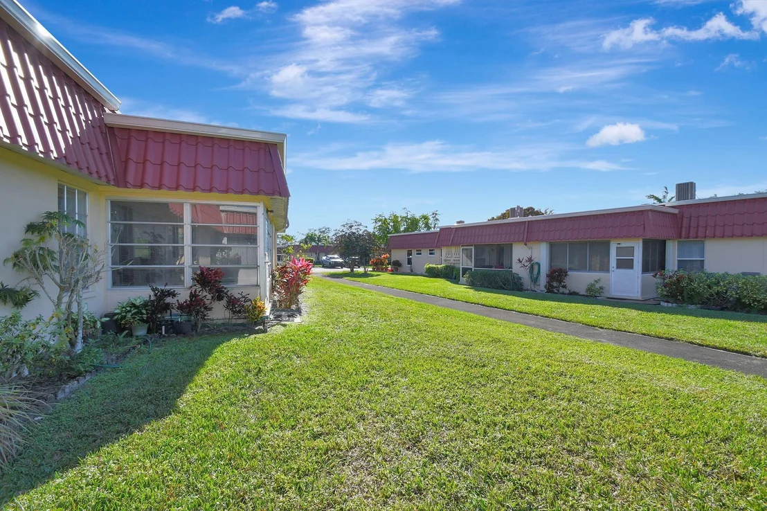 Photo of 273 Cape Cod Circle