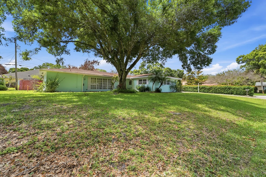 Photo of 2115 15th Place