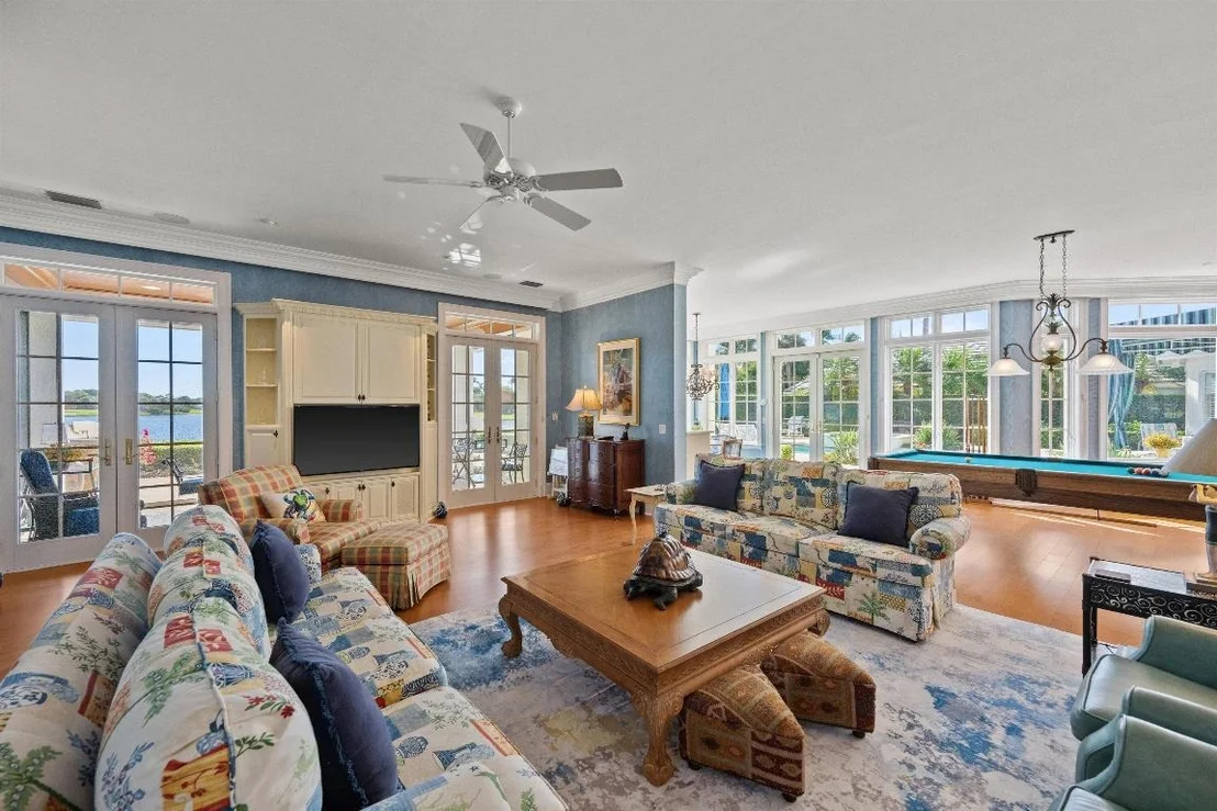 Photo of 258 Locha Drive
