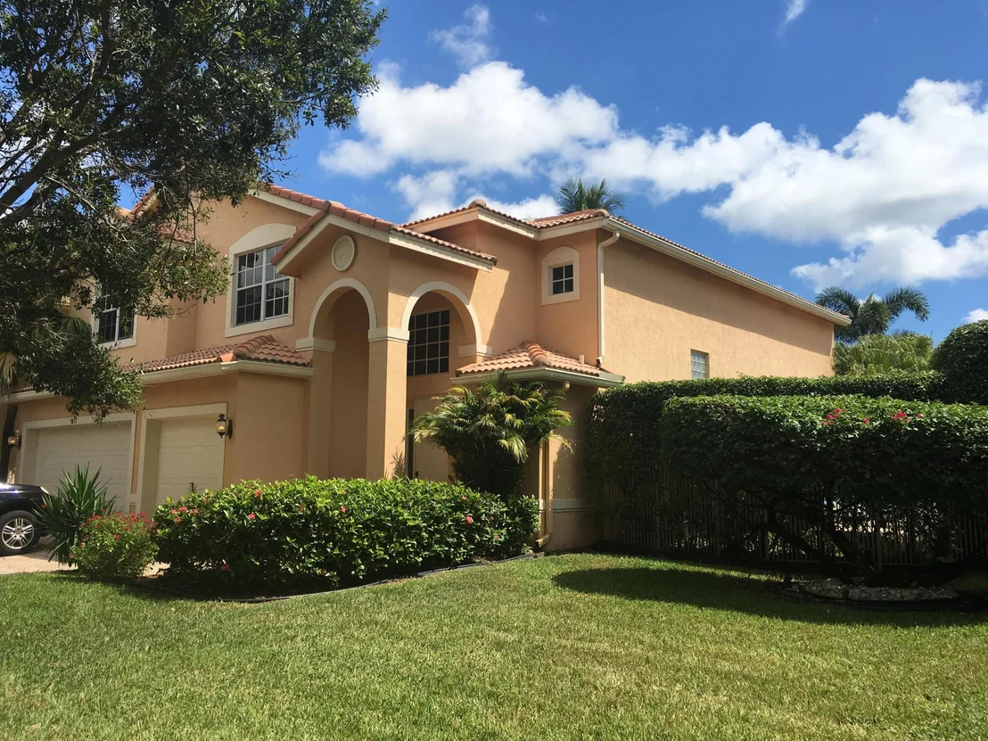 Photo of 1617 W Classical Boulevard