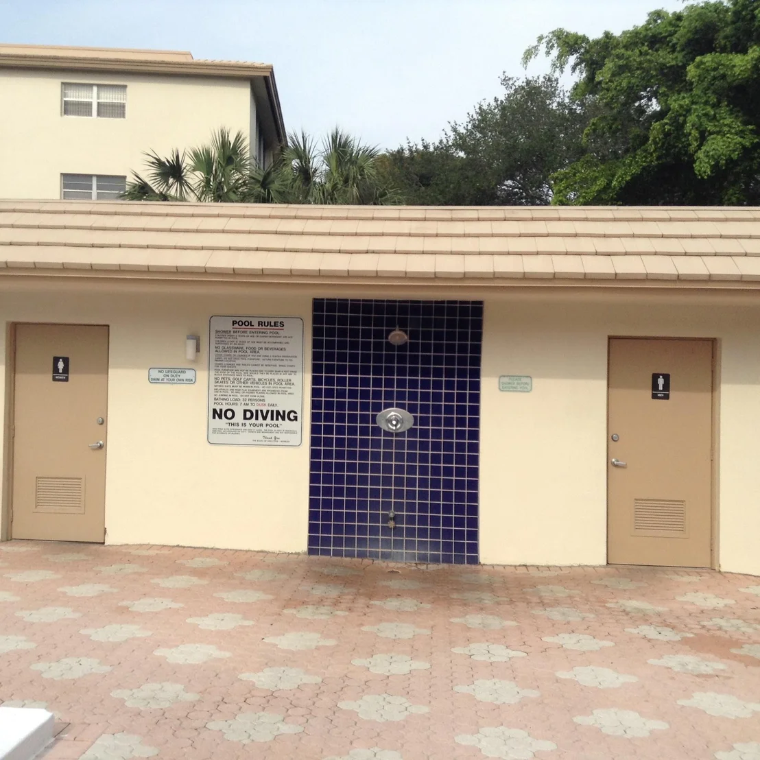 Photo of Unit H2 at 1901 Bermuda Circle