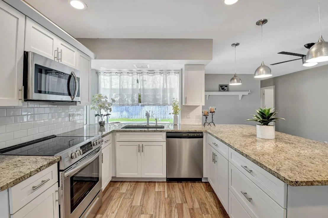 Photo of 625 Sunshine Drive
