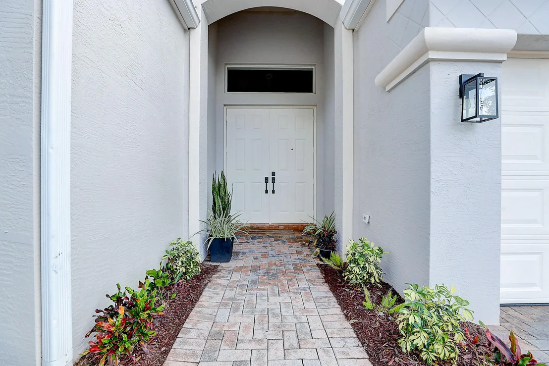 Photo of 1684 SE Lake Legacy Way