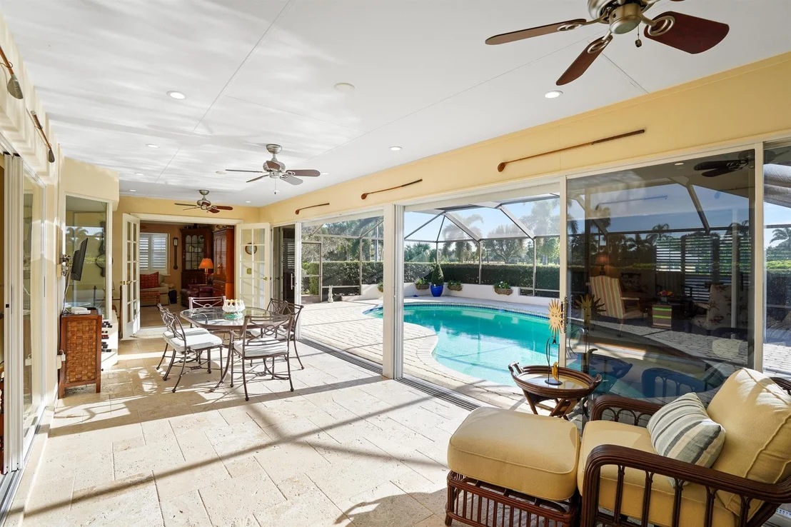 Photo of 4143 SE Fairway E