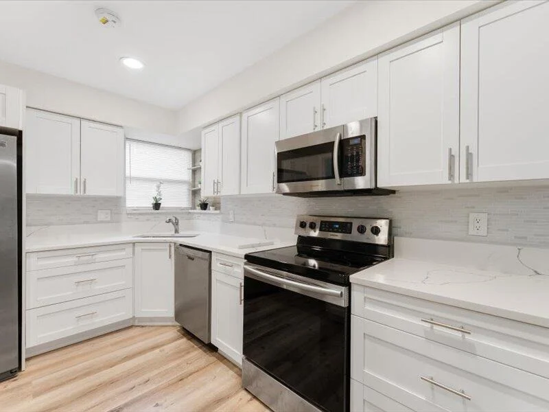 Photo of 311 W Sample Road