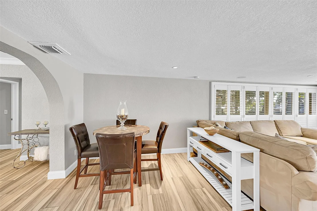 Photo of 240 SE 3rd Street