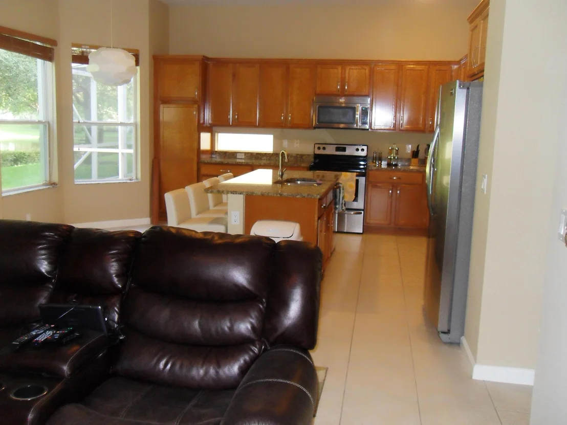 Photo of 1090 Grove Park Circle