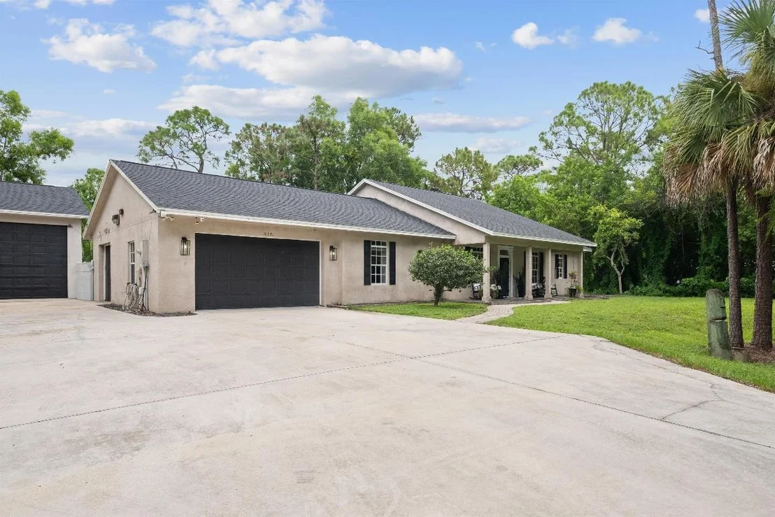 Photo of 10771 154th Road N