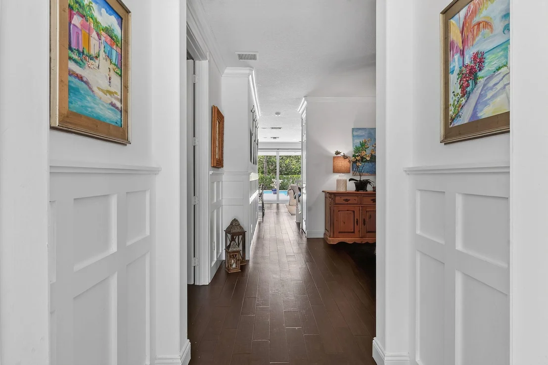 Photo of 350 Caravelle Drive
