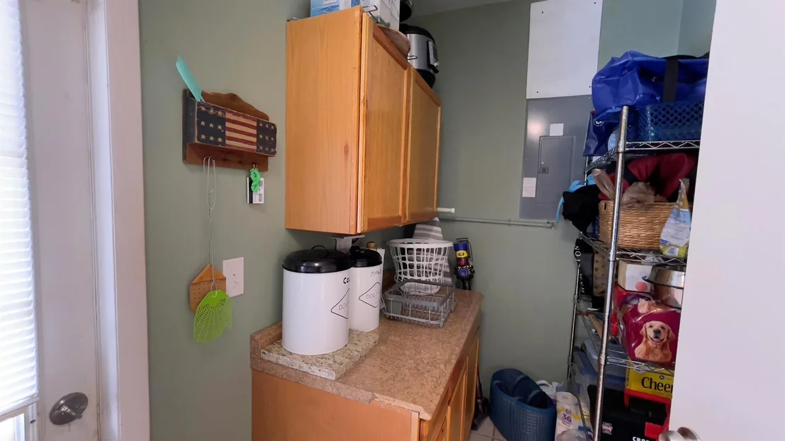 Photo of 886 Schumann Drive