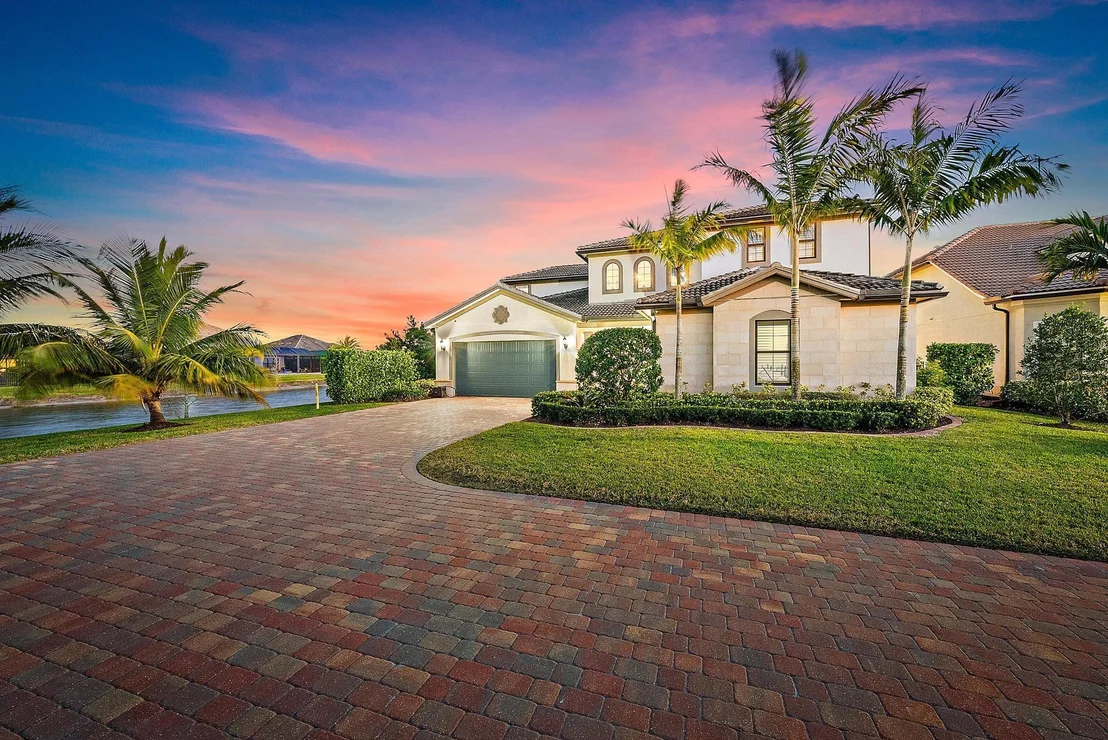 Photo of 117 Cerulean Key Way