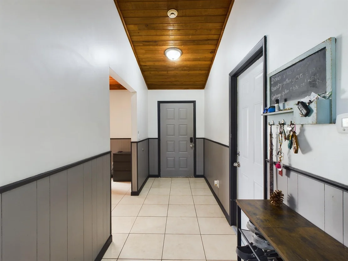 Photo of 2267 NE 54th Trail