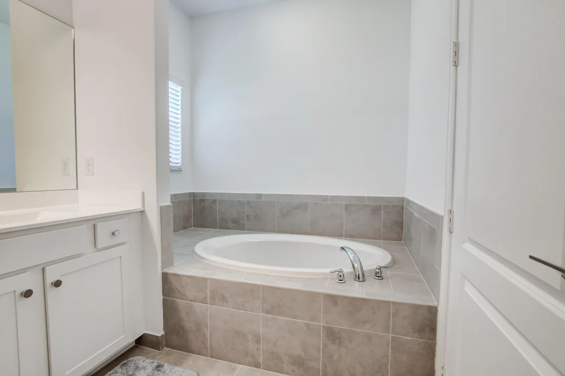 Photo of 1114 Whitcombe Drive