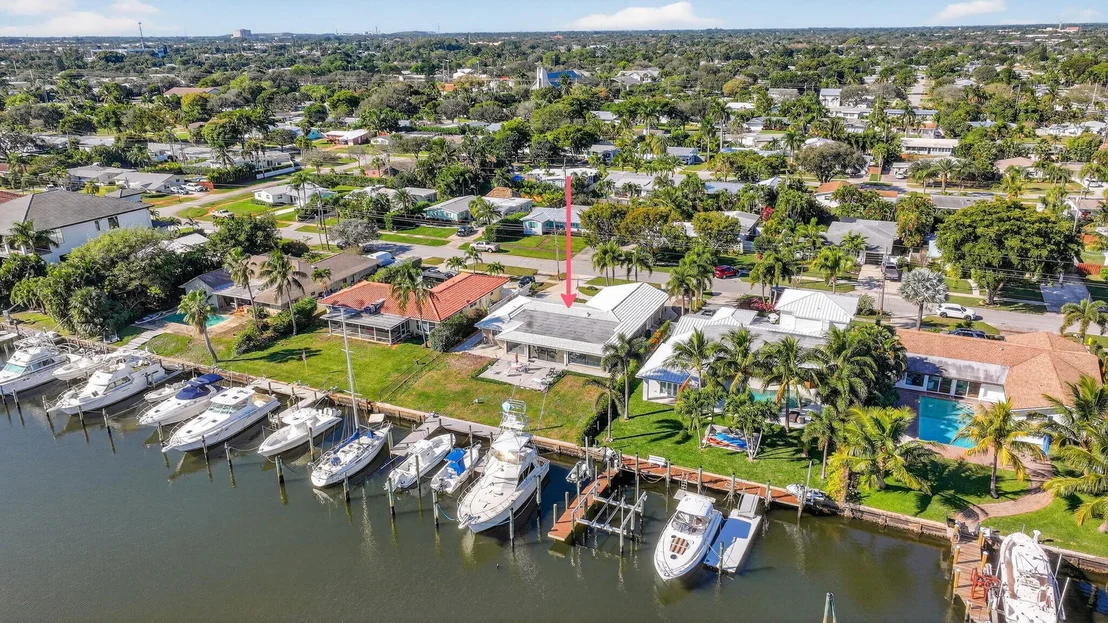Photo of 752 Lagoon Drive