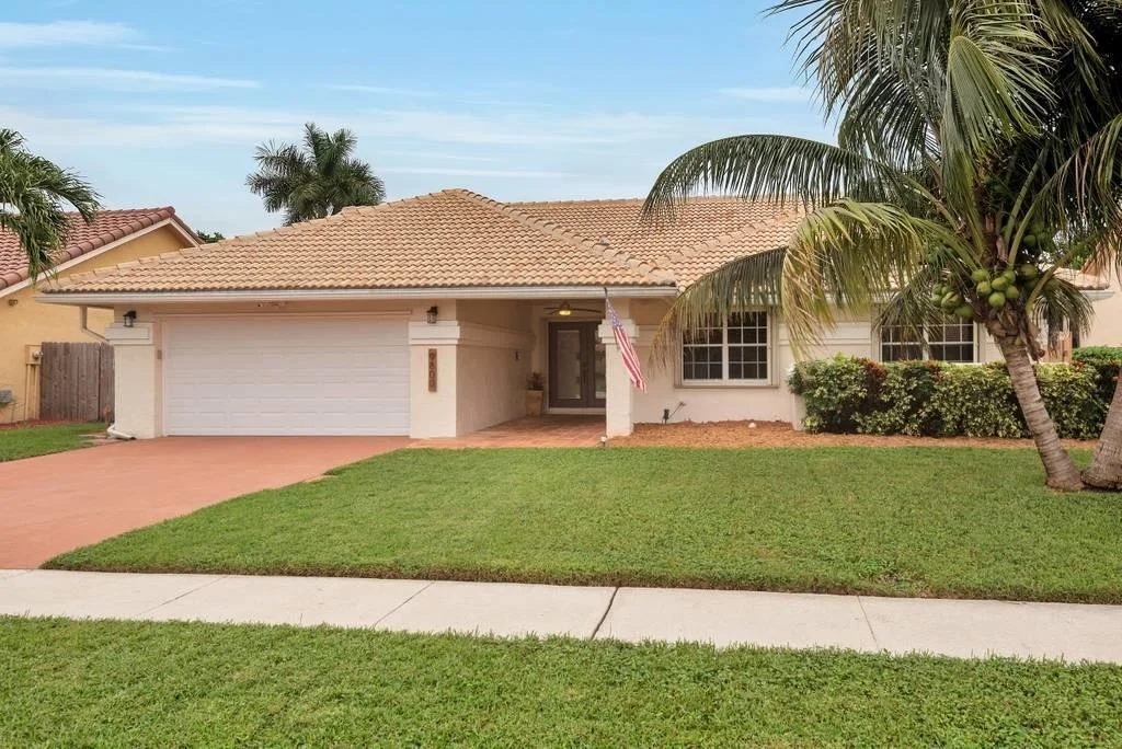 Photo of 9800 Sun Pointe Drive