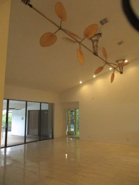 Photo of 3850 Live Oak Boulevard