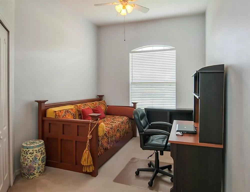 Photo of 922 Seneca