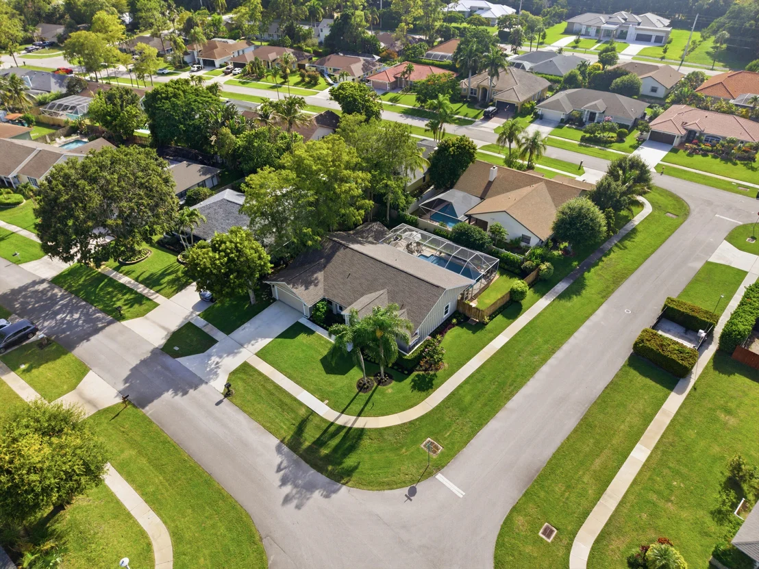 Photo of 805 Daffodil Drive
