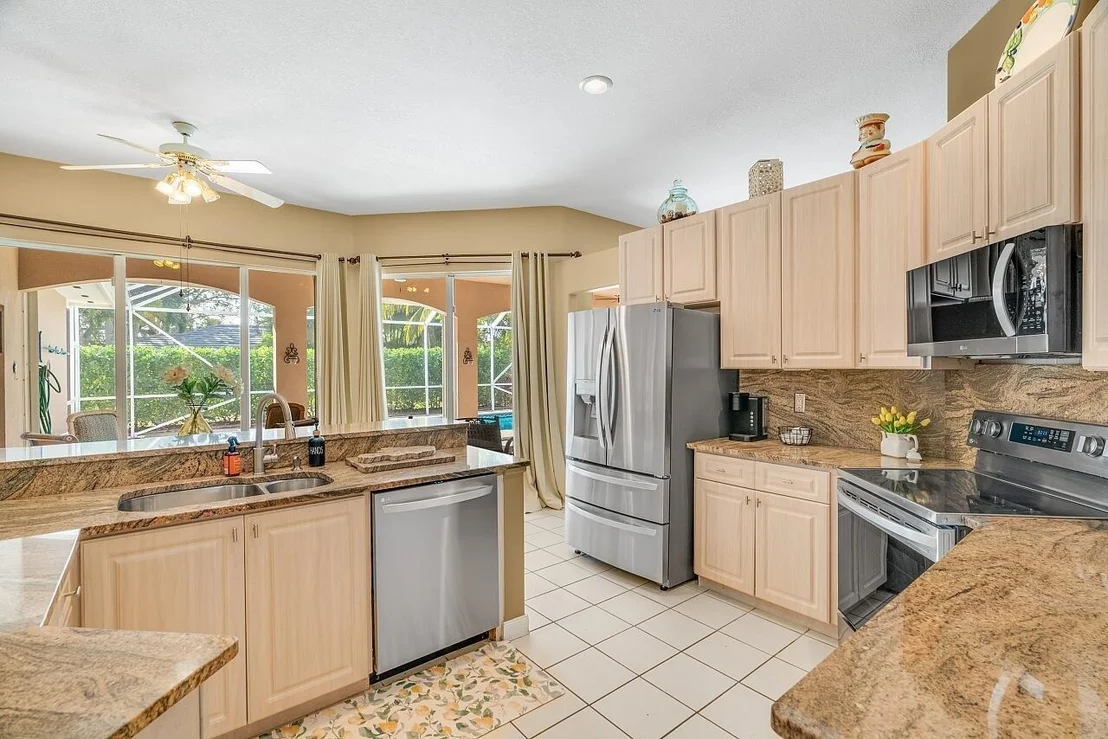 Photo of 6157 Winding Lake Drive