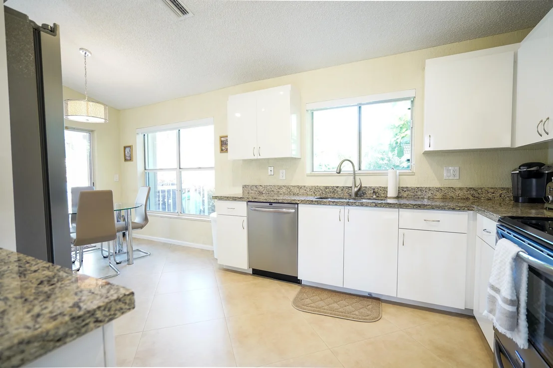 Photo of 7215 Via Palomar
