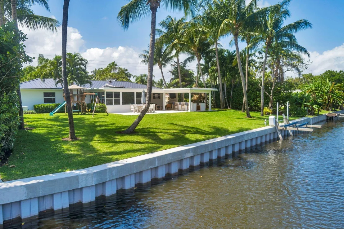 Photo of 7226 Pine Tree Lane