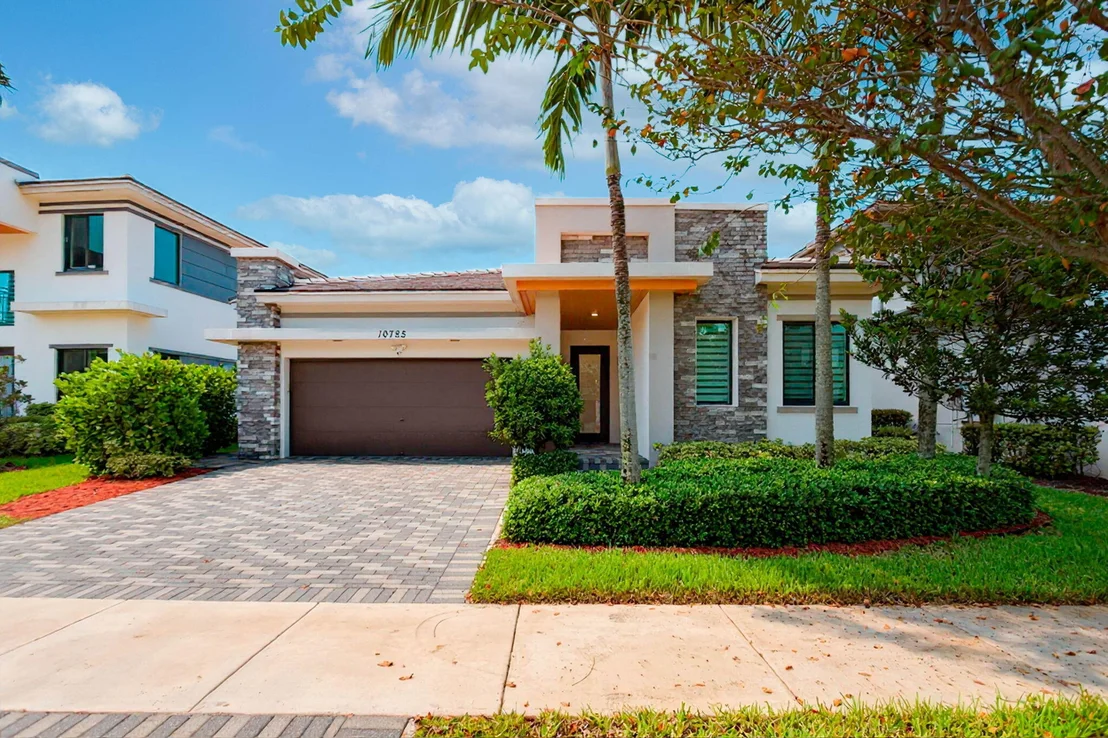 Photo of 10785 PACIFICA Way