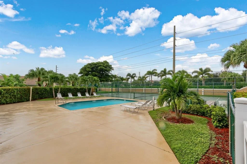 Photo of 8265 Palm Gate Drive