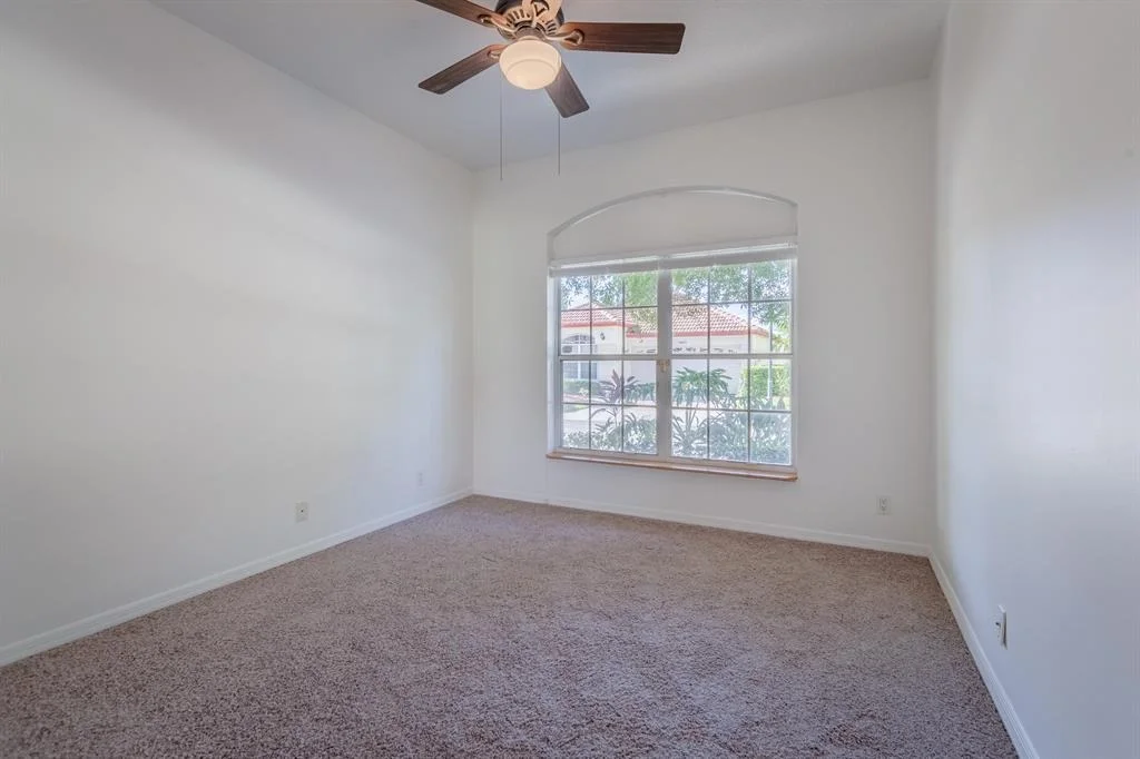 Photo of 2092 Bonisle Circle