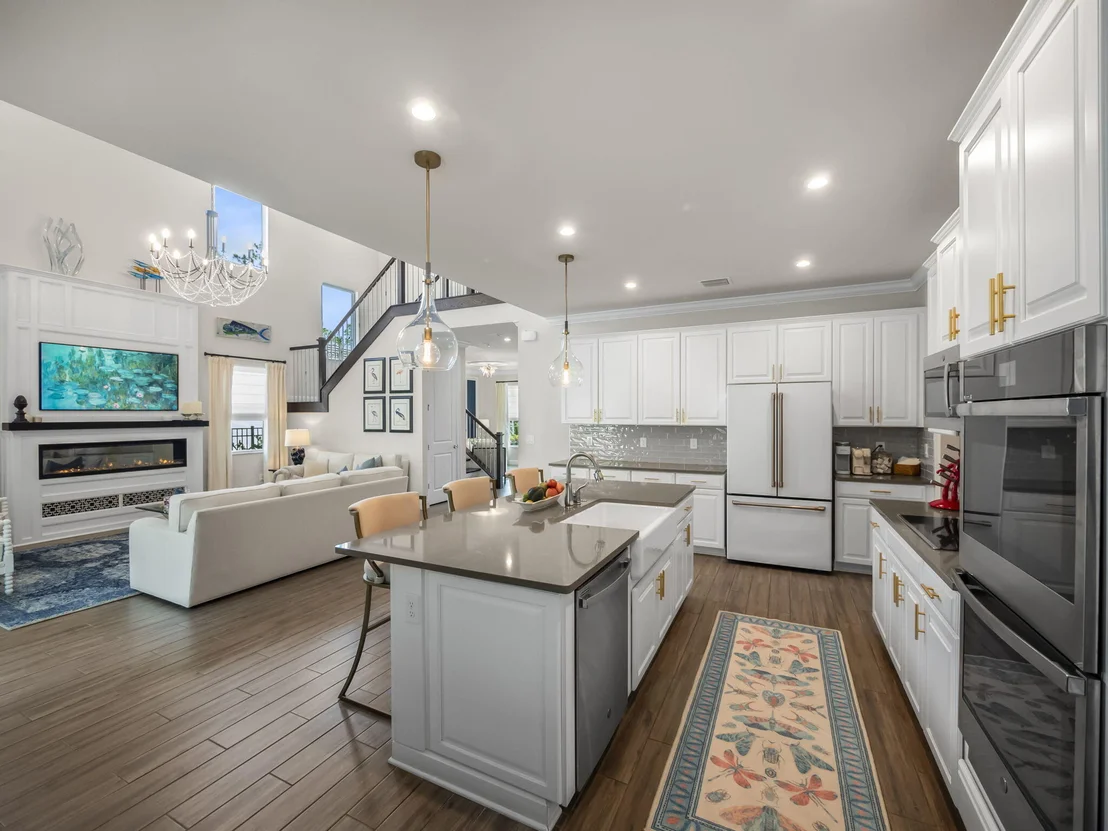 Photo of 708 SW Riverwatch Place
