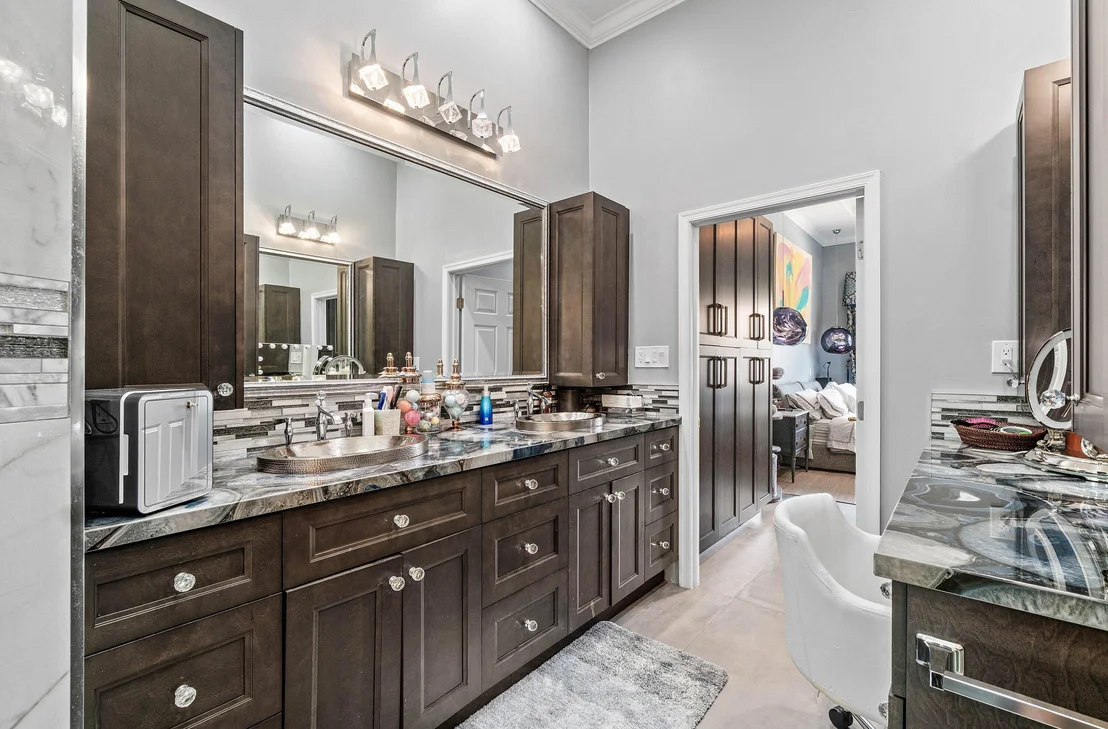 Photo of 7060 VIVALDI Lane