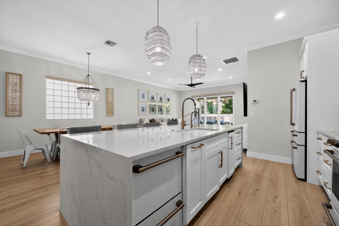Photo of 7050 Limestone Cay Road