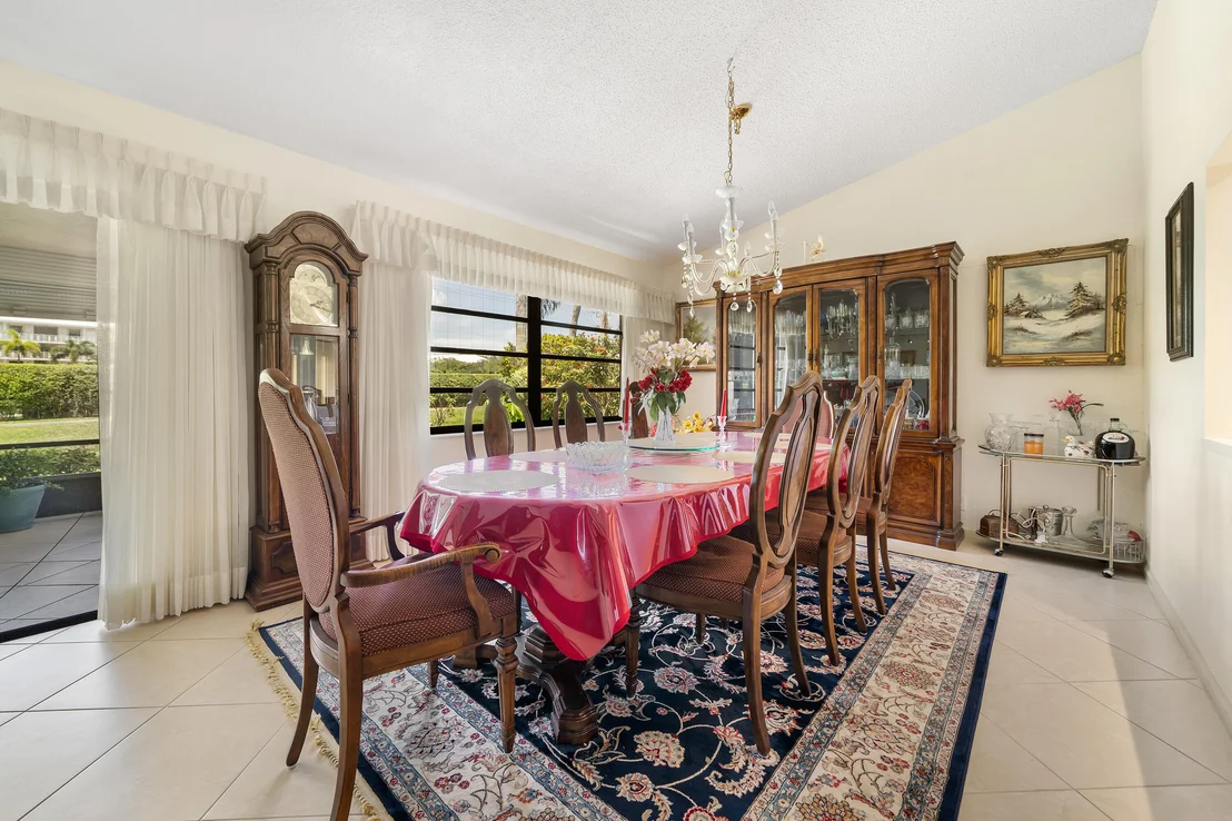 Photo of 6087 Petaluma Drive