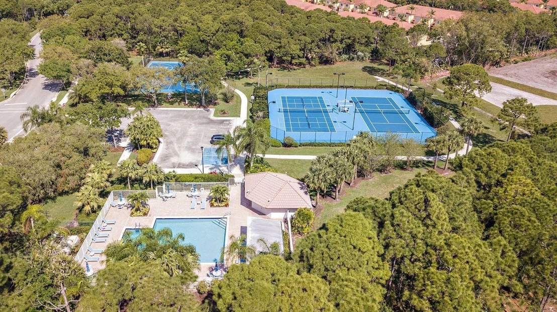 Photo of 7184 SE Seagate Lane