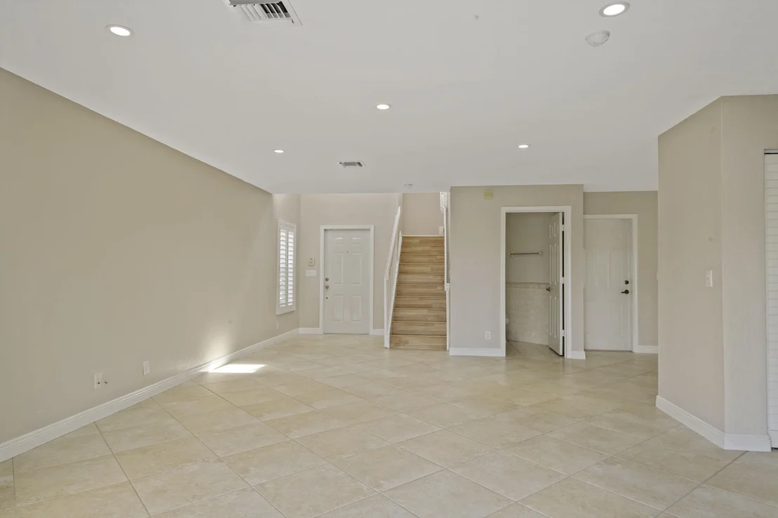 Photo of 6237 Adriatic Way