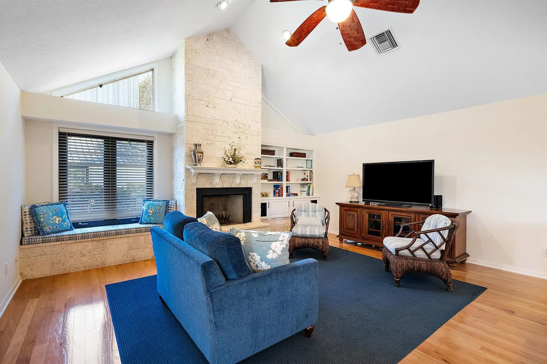 Photo of 5601 SE Winged Foot Drive
