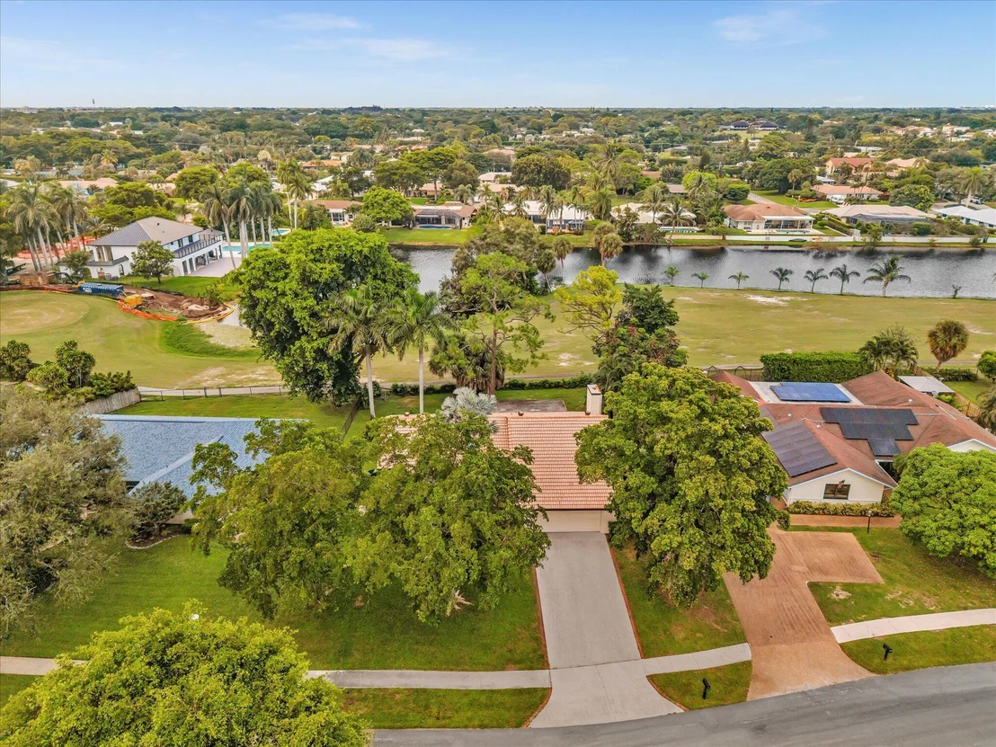 Photo of 3537 Lakeview Drive