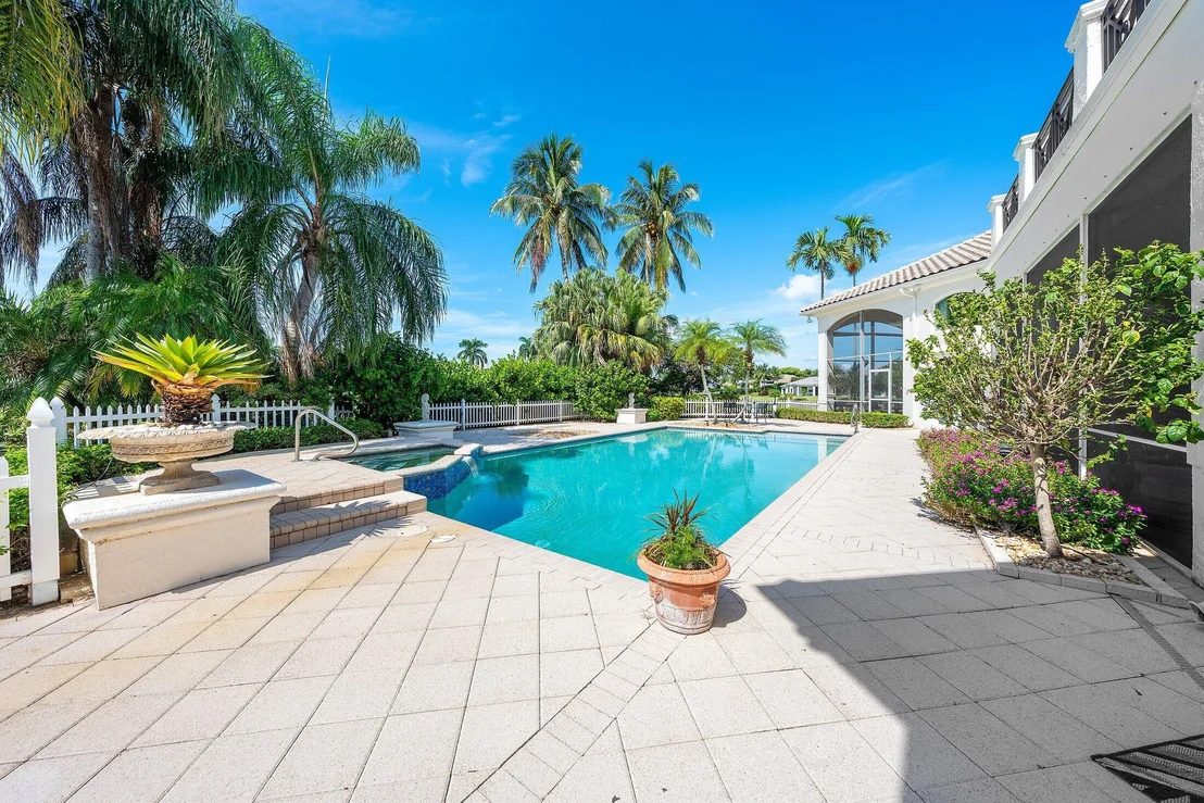 Photo of 17153 Ericarose Court