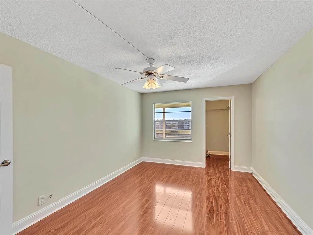 Photo of 3051 Wolverton C